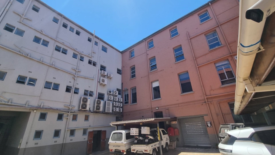 To Let Commercial Property for Rent in Woodstock Western Cape